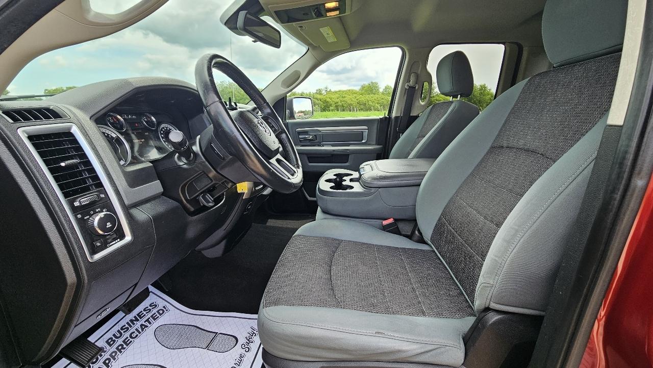 RAM 1500 4WD Quad Cab 140.5" Big Horn 2013