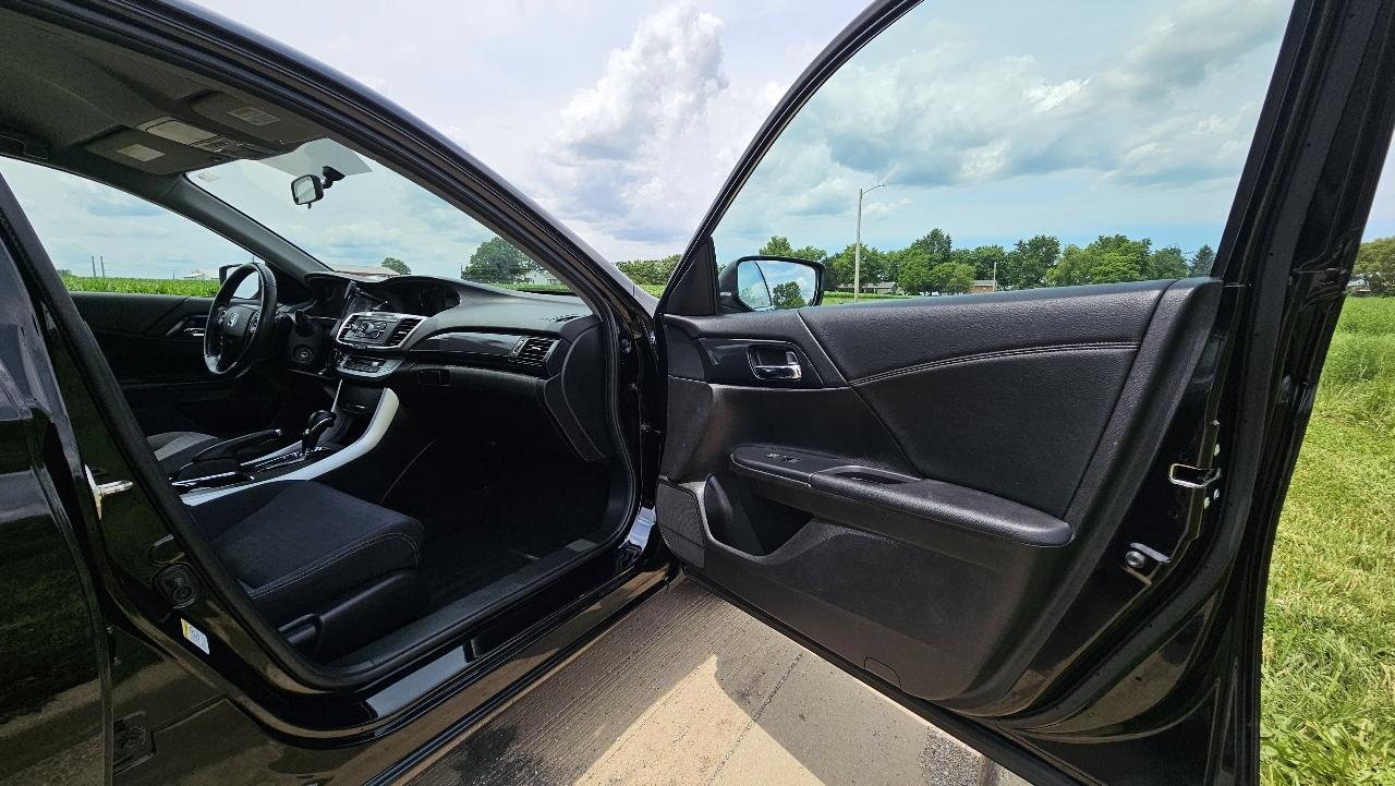 Honda Accord Sedan 4dr I4 CVT Sport 2015