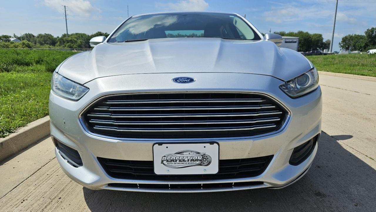 Ford Fusion 4dr Sdn SE FWD 2014