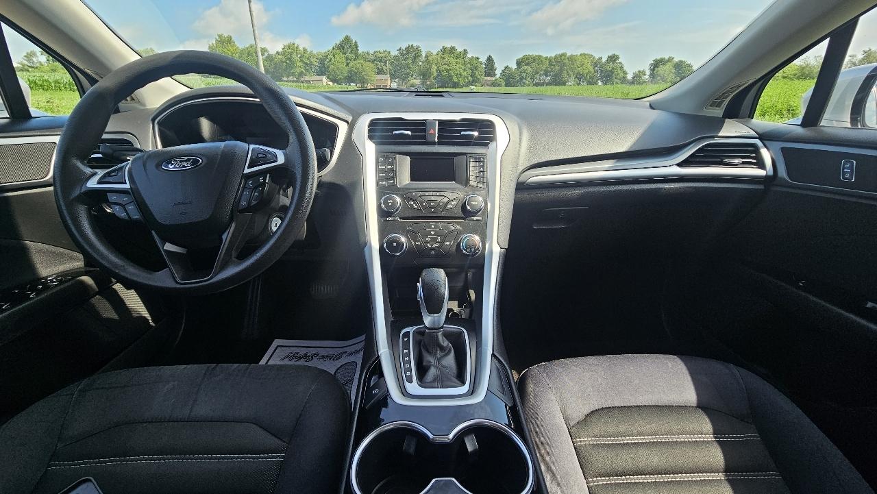 Ford Fusion 4dr Sdn SE FWD 2014