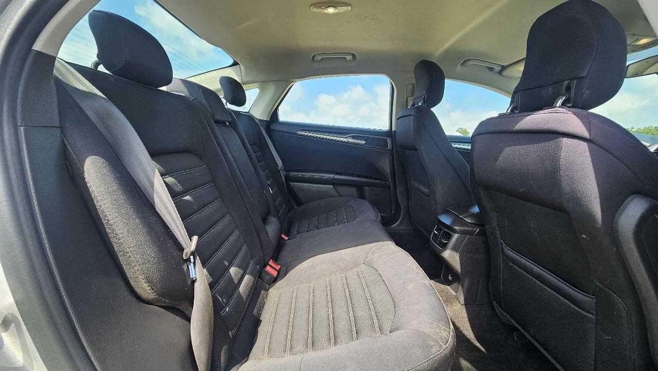Ford Fusion 4dr Sdn SE FWD 2014