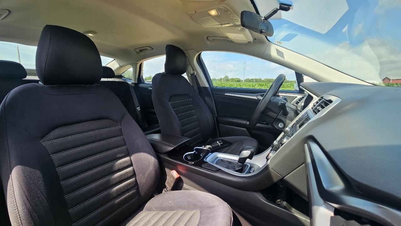 Ford Fusion 4dr Sdn SE FWD 2014