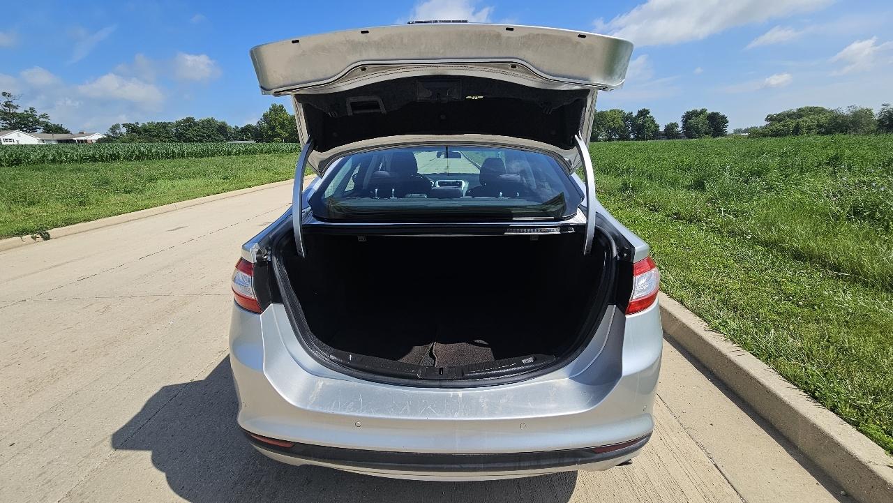 Ford Fusion 4dr Sdn SE FWD 2014