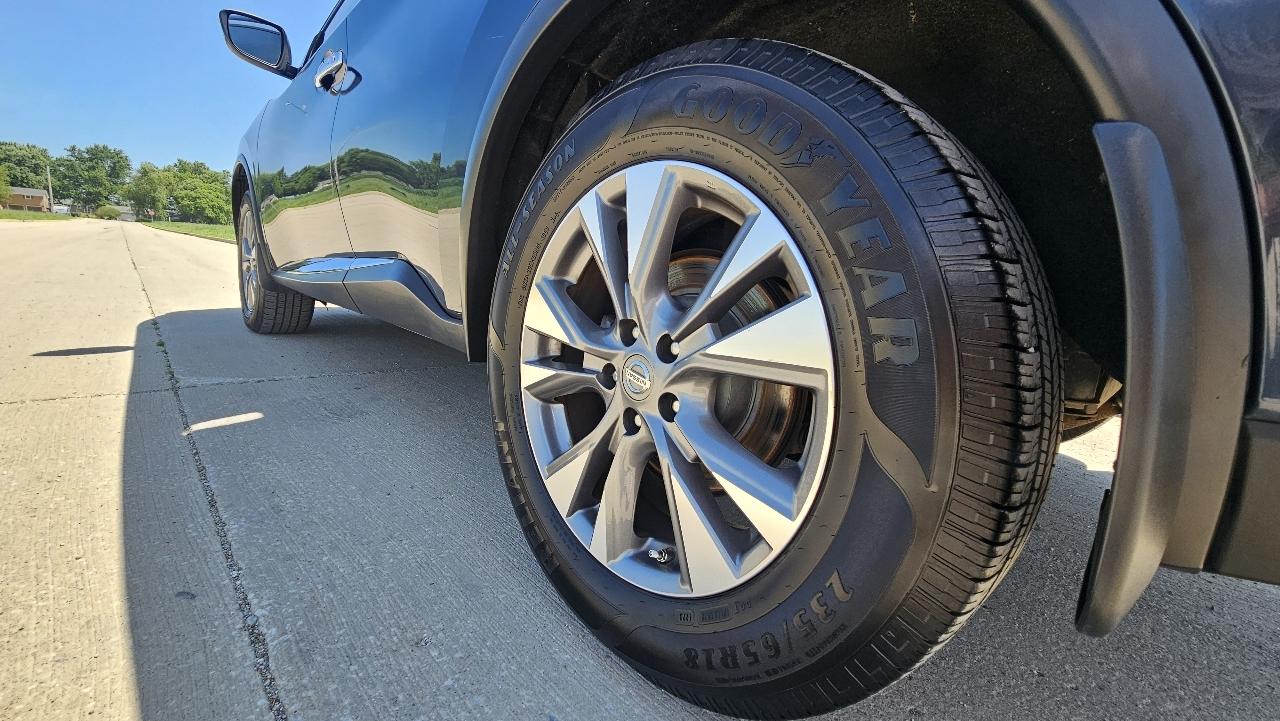 Nissan Murano FWD S 2017