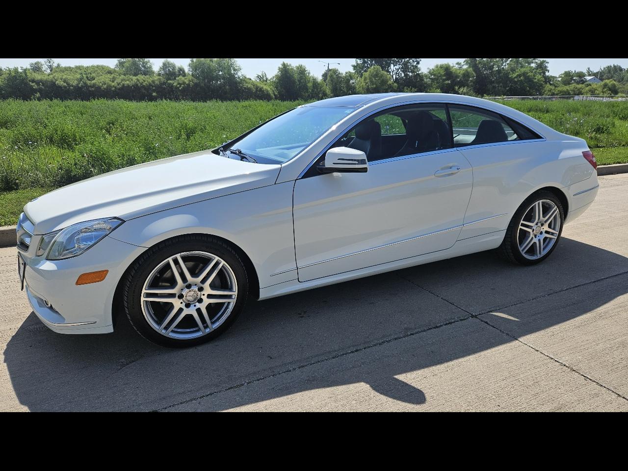 2011 Mercedes-Benz E-Class E350's photo