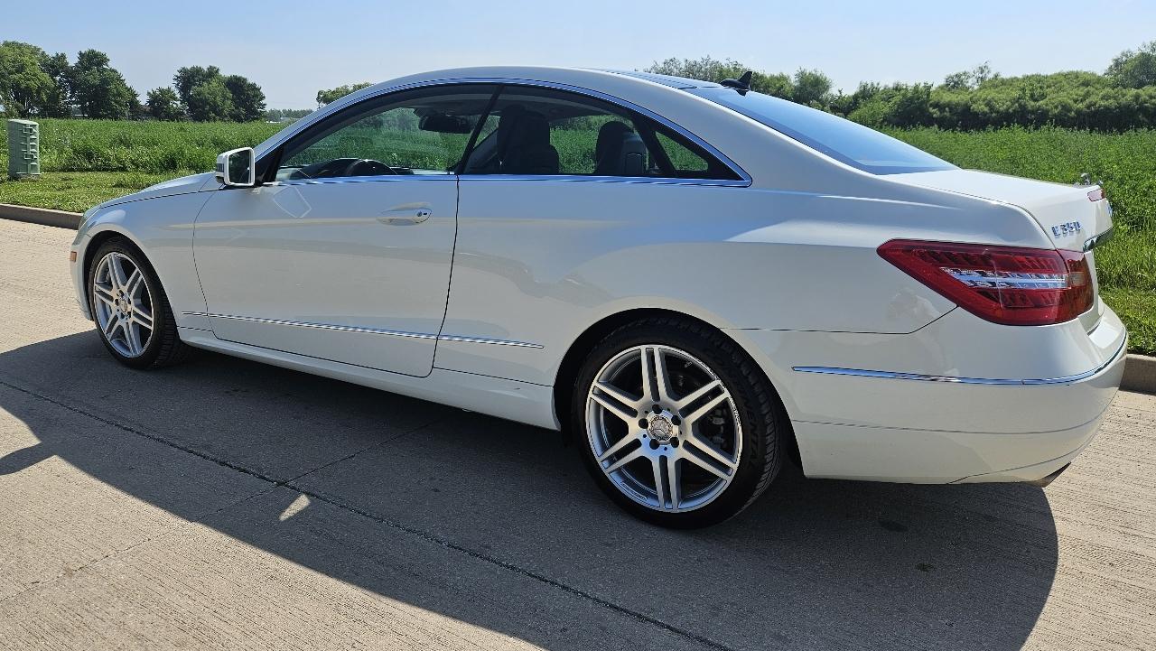 Mercedes-Benz E-Class 2dr Cpe E 350 RWD 2011