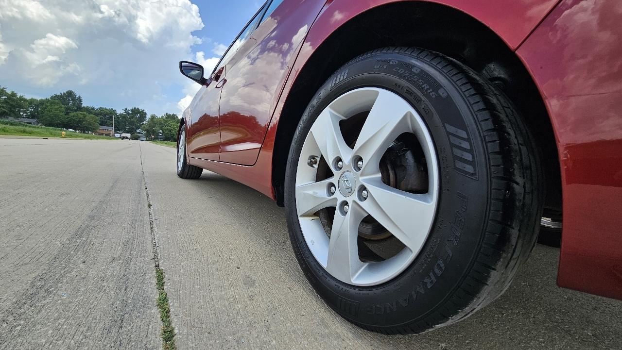 Hyundai Elantra 4dr Sdn Auto GLS (Alabama Plant) 2013