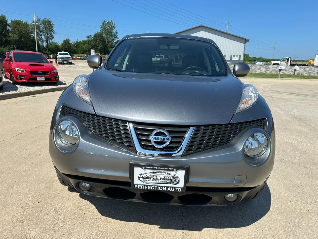 Nissan Juke 5dr Wgn I4 CVT SV FWD 2014