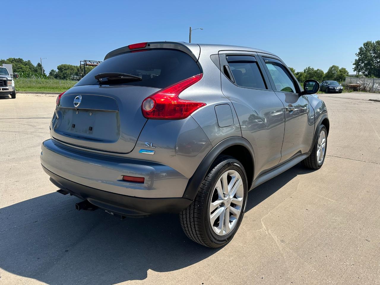 Nissan Juke 5dr Wgn I4 CVT SV FWD 2014