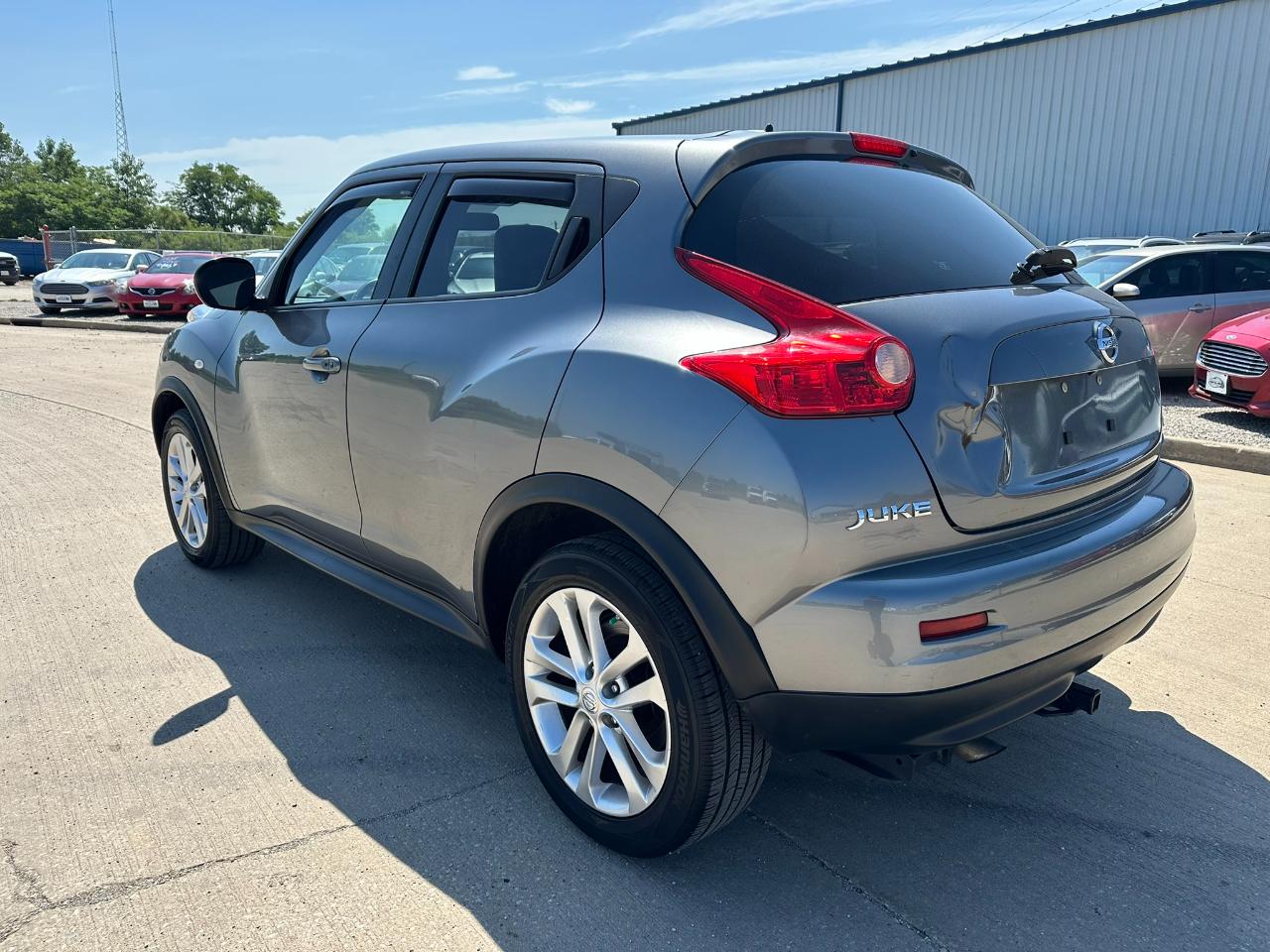 Nissan Juke 5dr Wgn I4 CVT SV FWD 2014