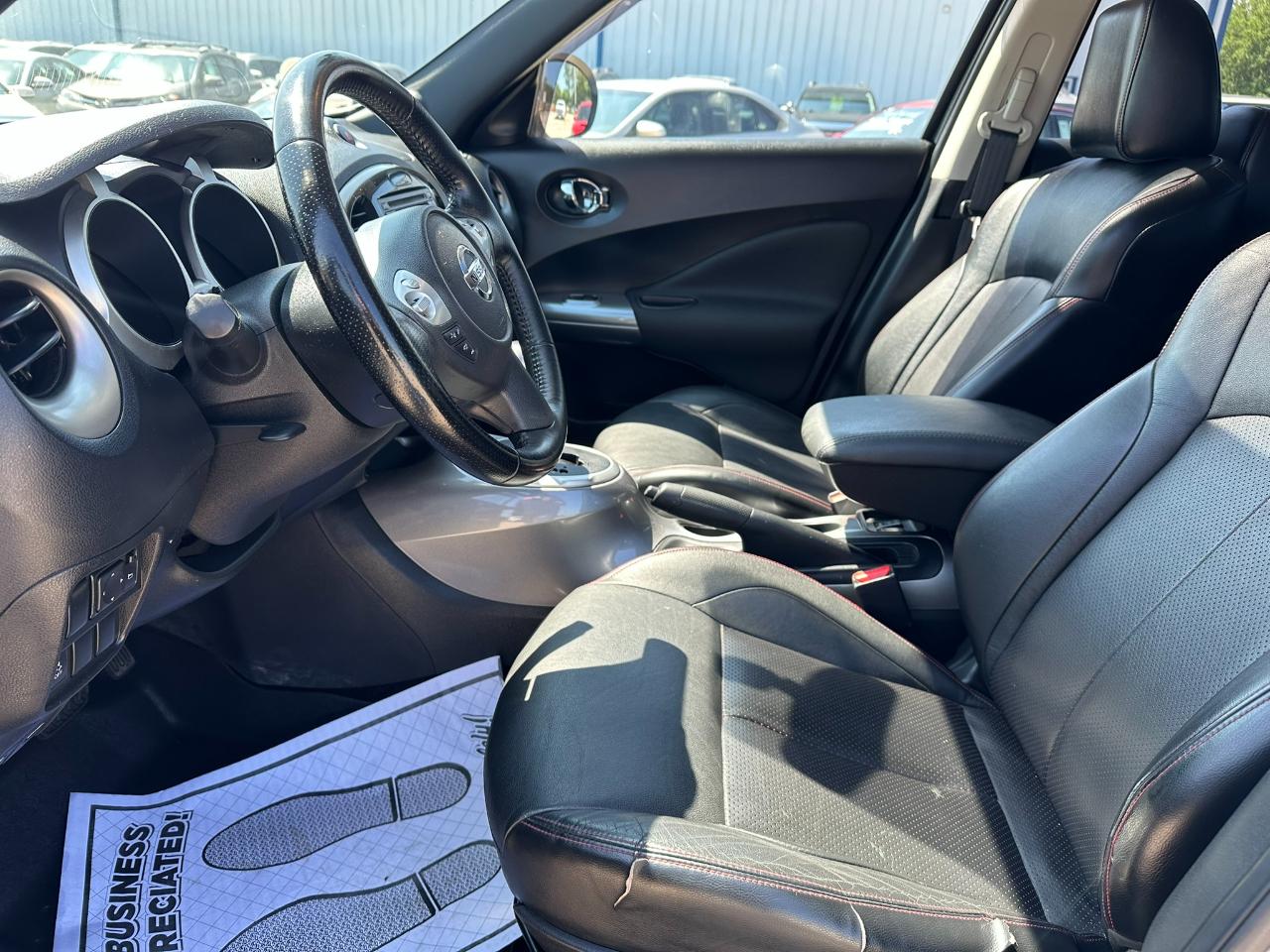 Nissan Juke 5dr Wgn I4 CVT SV FWD 2014