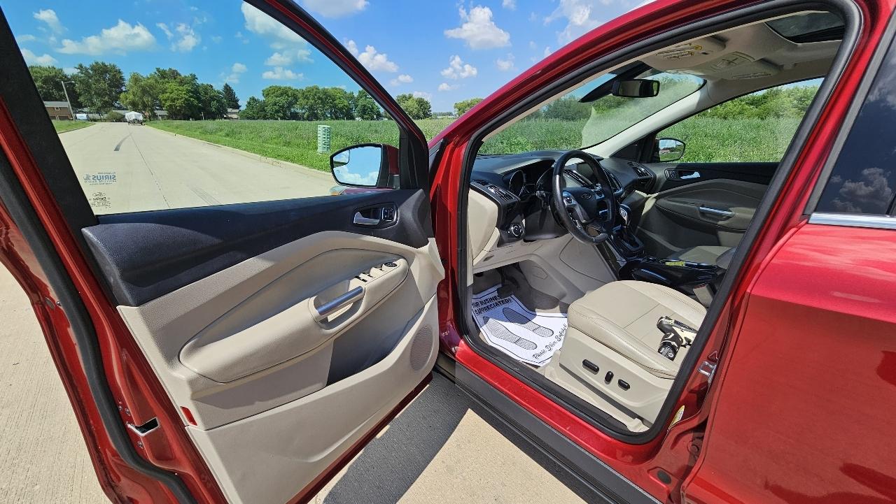 Ford Escape 4WD 4dr Titanium 2014