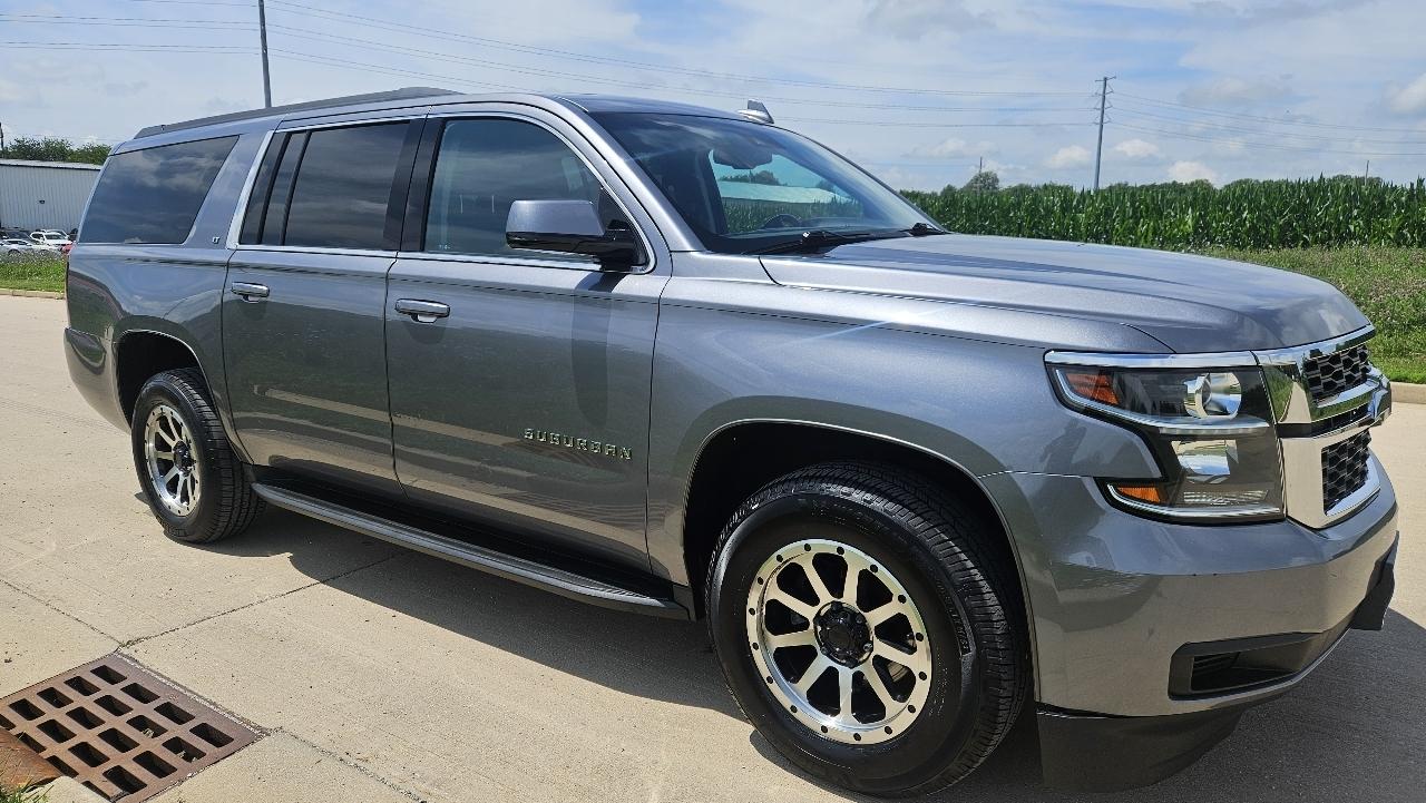 Chevrolet Suburban 4WD 4dr 1500 LT 2018