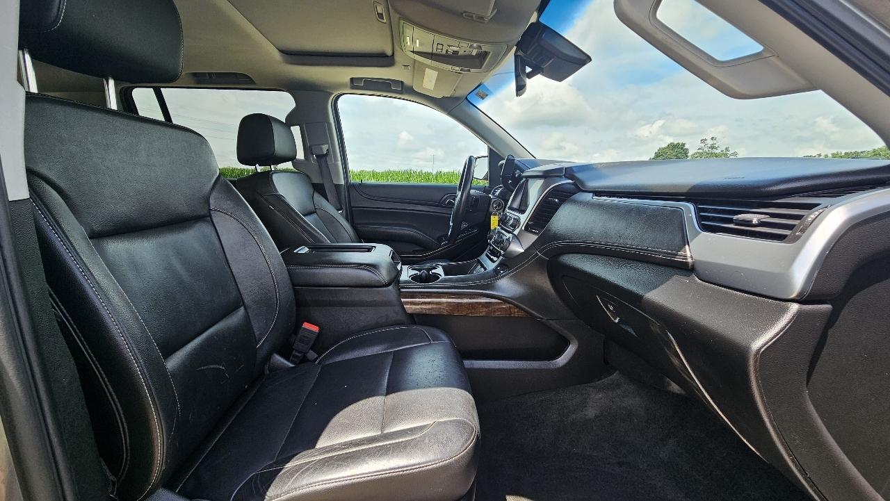 Chevrolet Suburban 4WD 4dr 1500 LT 2018