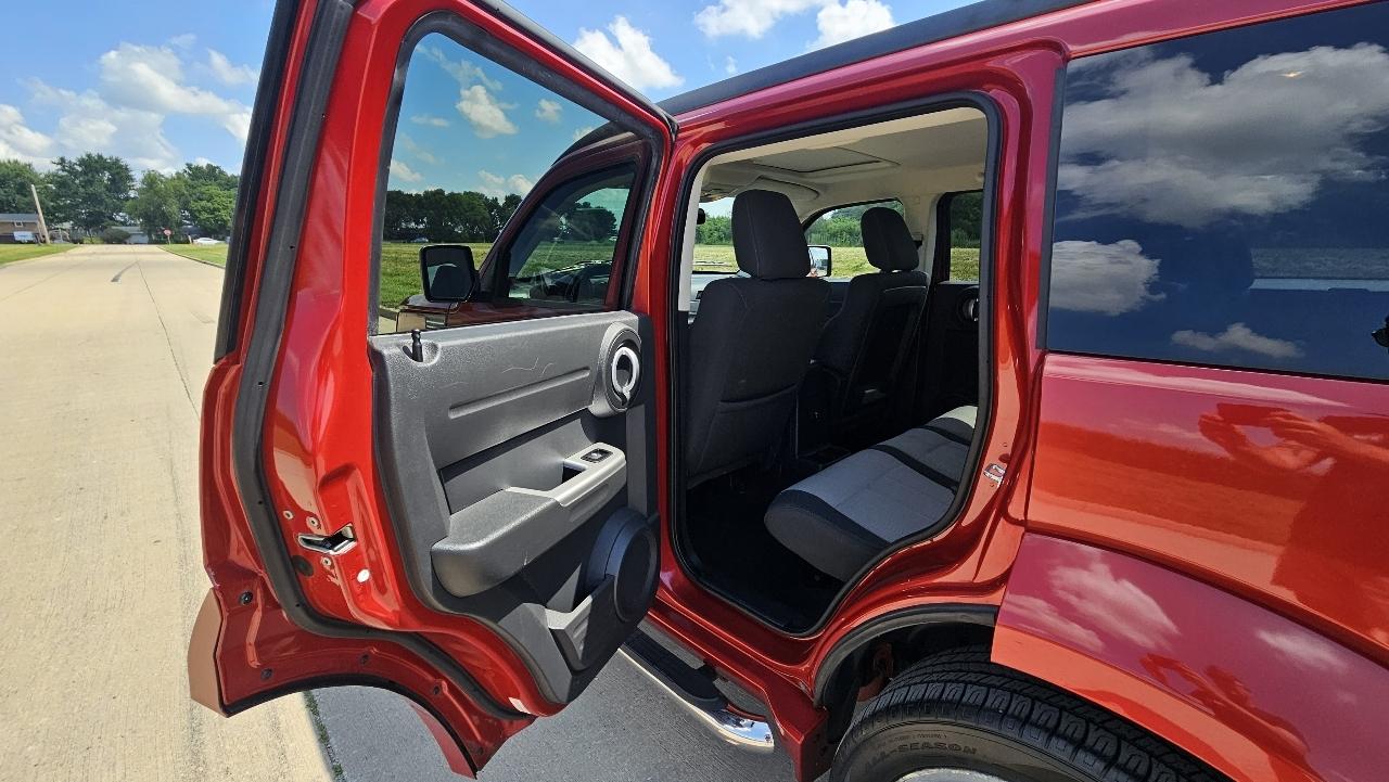 Dodge Nitro 4WD 4dr R/T 2007