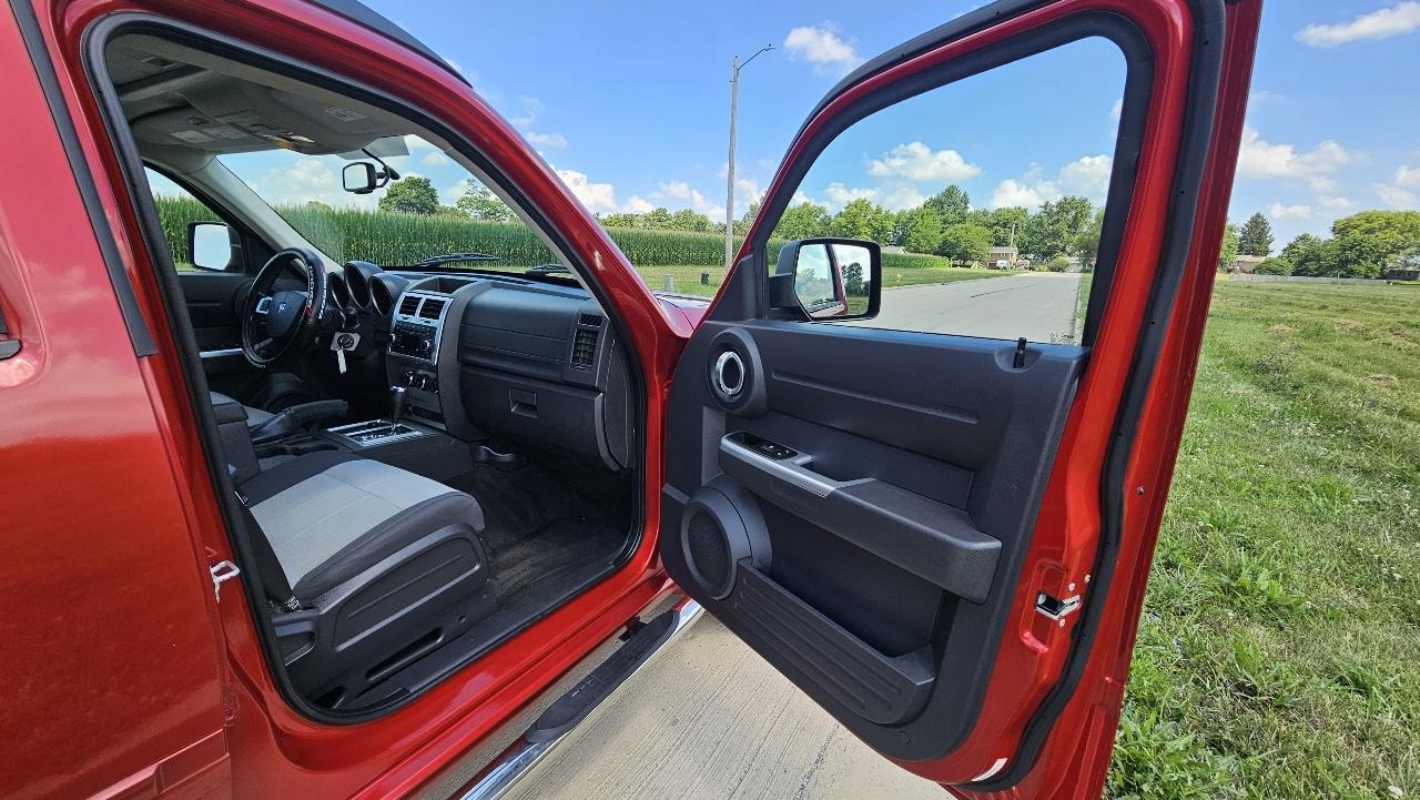 Dodge Nitro 4WD 4dr R/T 2007