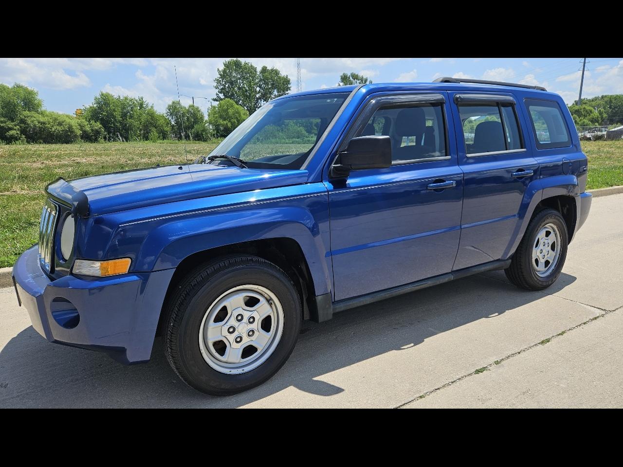 Jeep Patriot FWD 4dr Sport *Ltd Avail* 2010