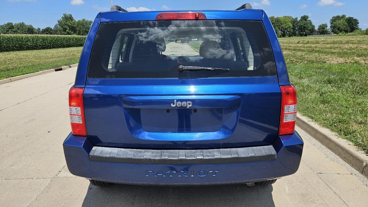 Jeep Patriot FWD 4dr Sport *Ltd Avail* 2010