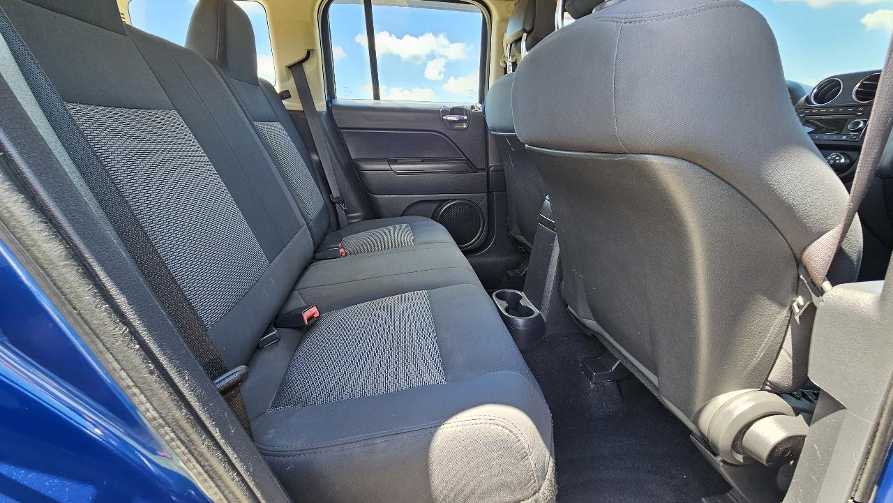 Jeep Patriot FWD 4dr Sport *Ltd Avail* 2010