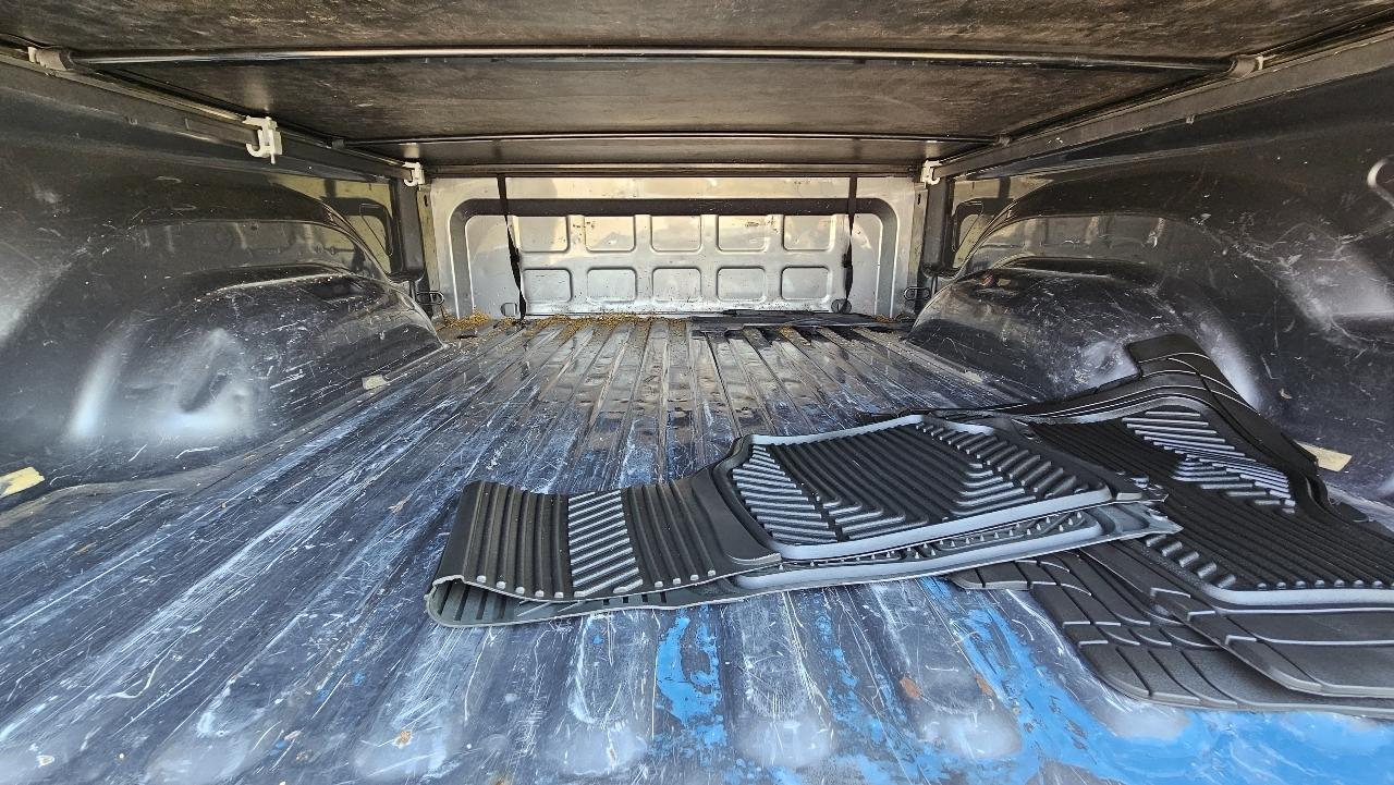 RAM 1500 4WD Quad Cab 140.5" SLT 2011