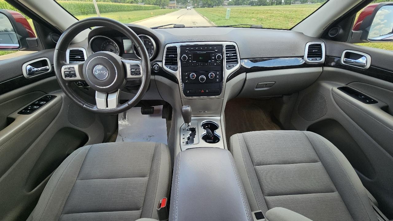 Jeep Grand Cherokee 4WD 4dr Laredo 2012