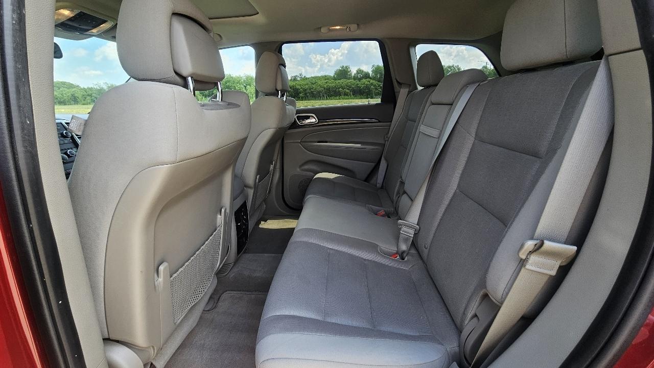 Jeep Grand Cherokee 4WD 4dr Laredo 2012