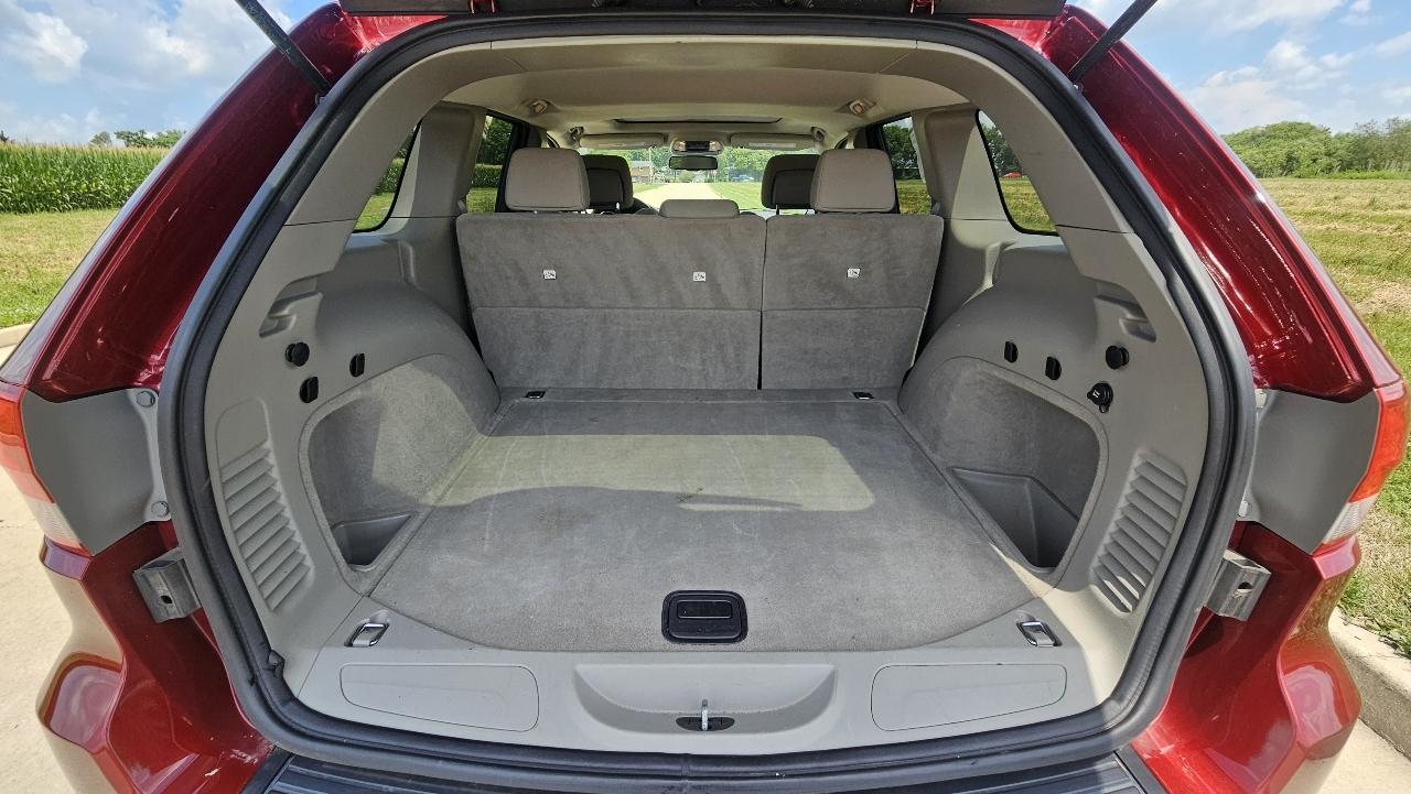 Jeep Grand Cherokee 4WD 4dr Laredo 2012