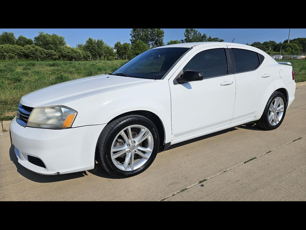 2012 Dodge Avenger 4dr Sdn SE V6