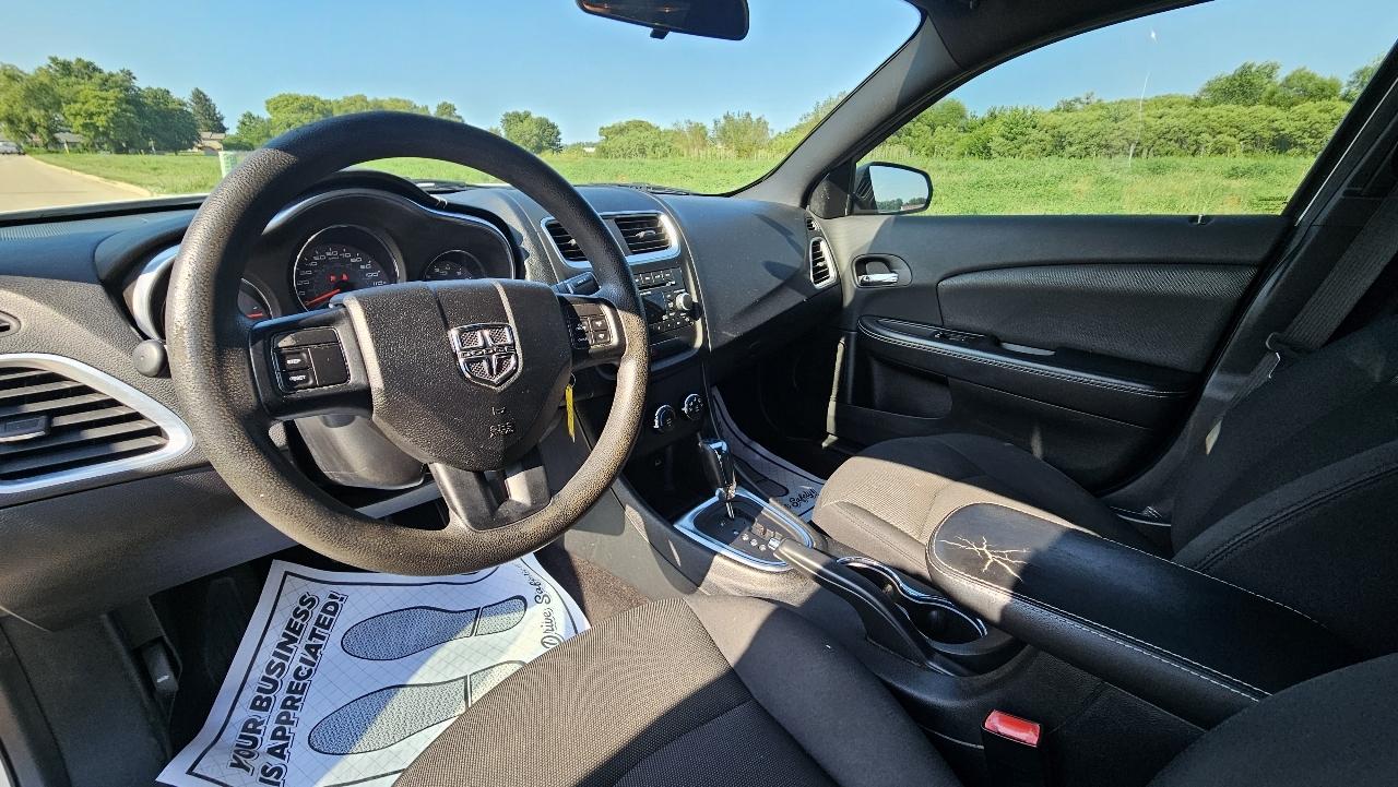 Dodge Avenger 4dr Sdn SE V6 2012