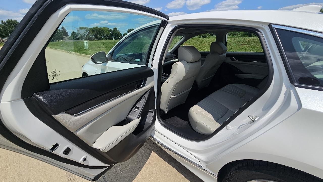 Honda Accord Sedan Touring 1.5T CVT 2018