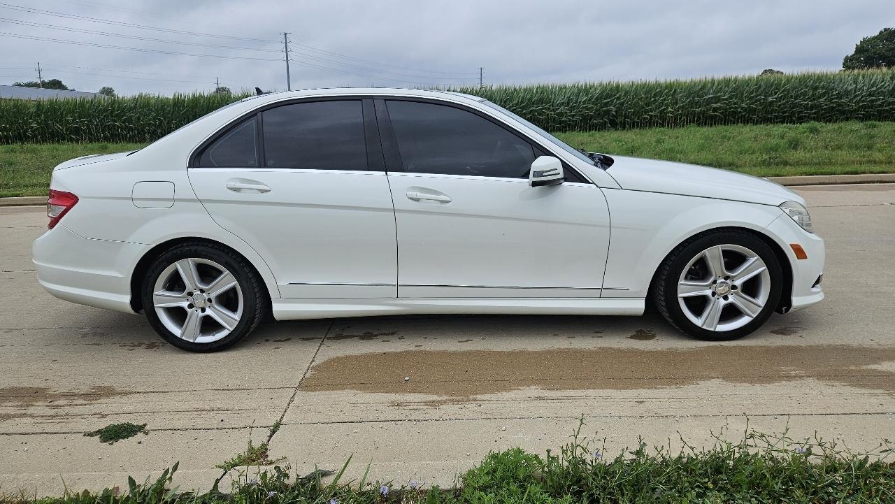 Mercedes-Benz C-Class 4dr Sdn C 300 Sport 4MATIC 2010