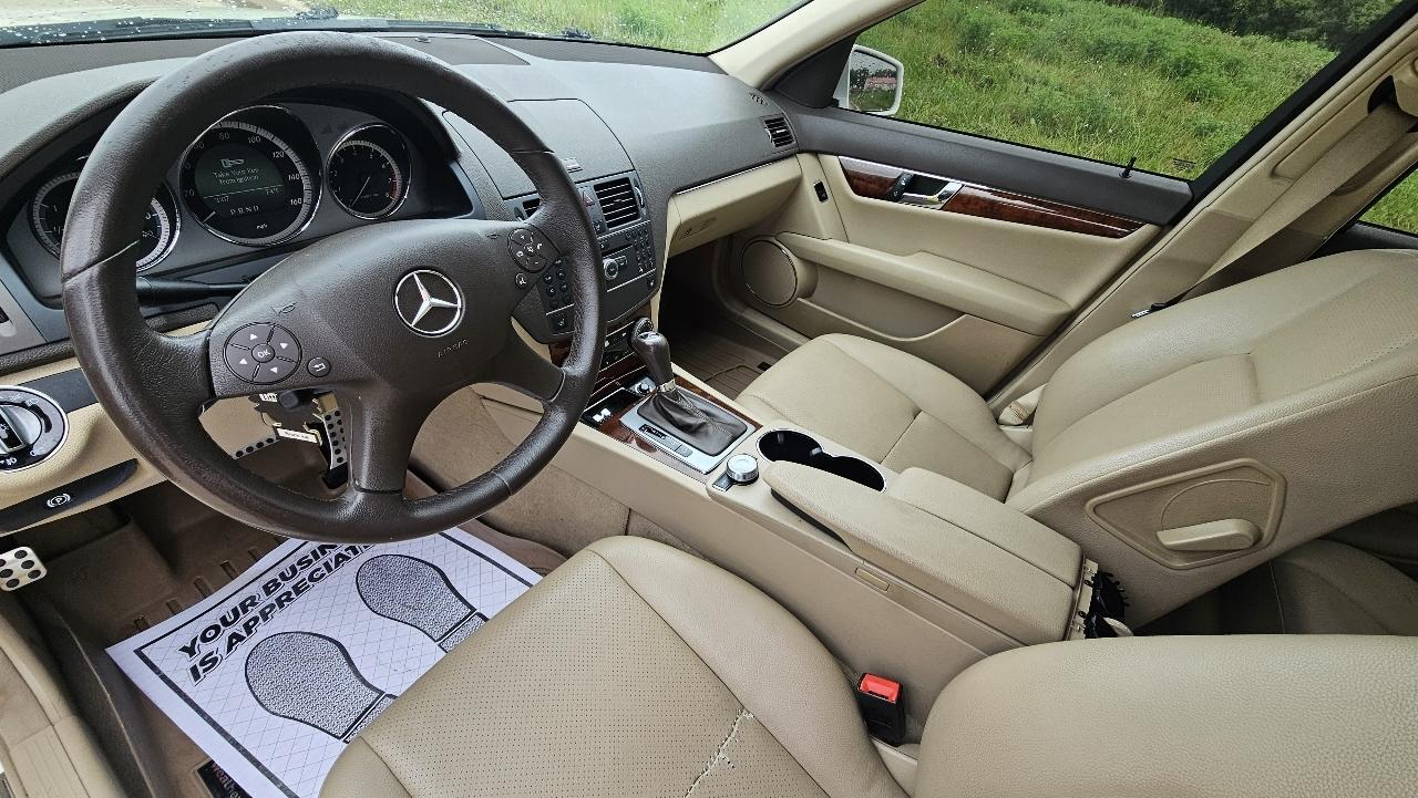 Mercedes-Benz C-Class 4dr Sdn C 300 Sport 4MATIC 2010
