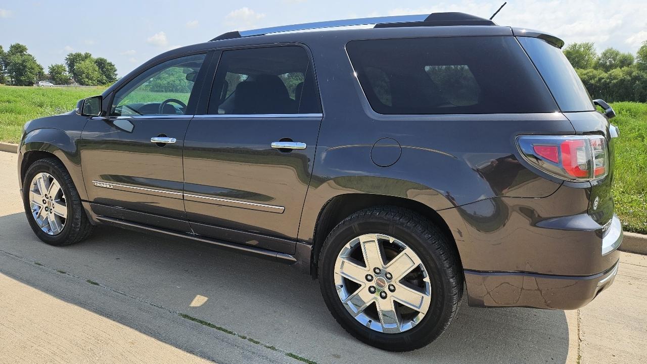 GMC Acadia FWD 4dr Denali 2015