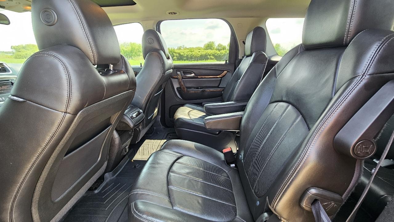 GMC Acadia FWD 4dr Denali 2015