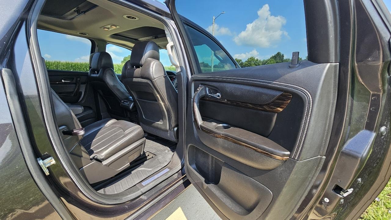 GMC Acadia FWD 4dr Denali 2015