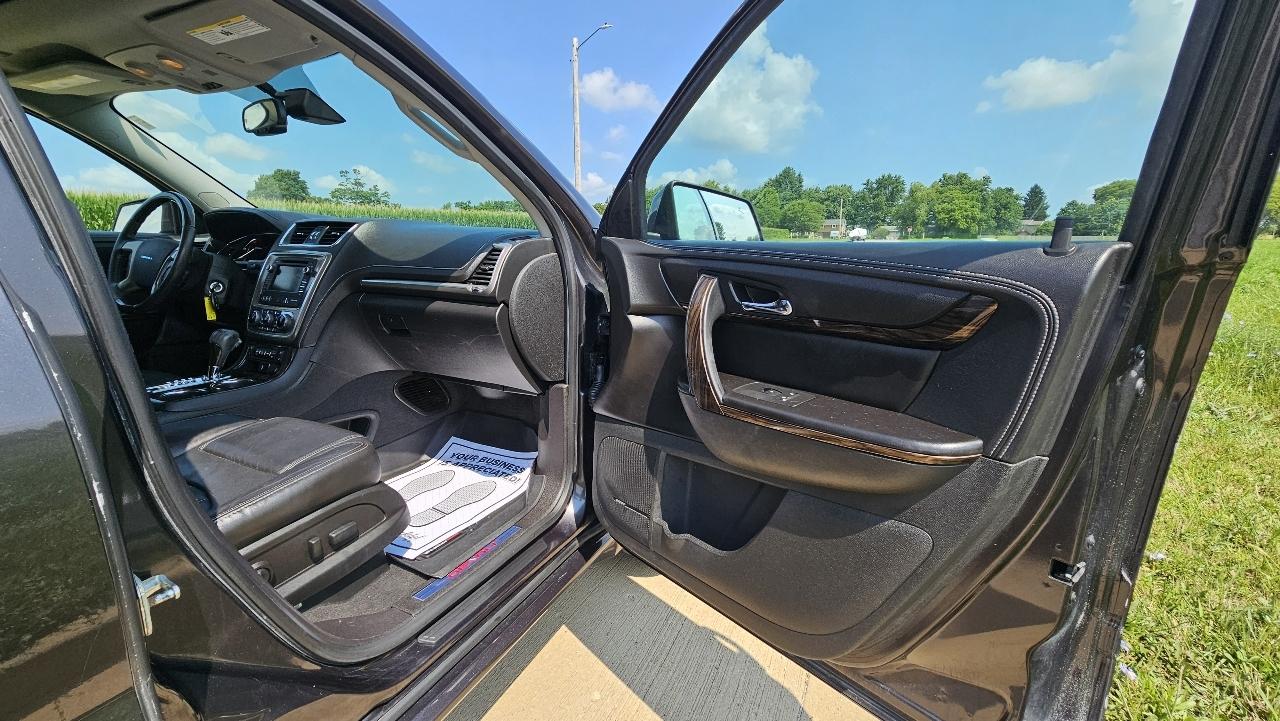 GMC Acadia FWD 4dr Denali 2015