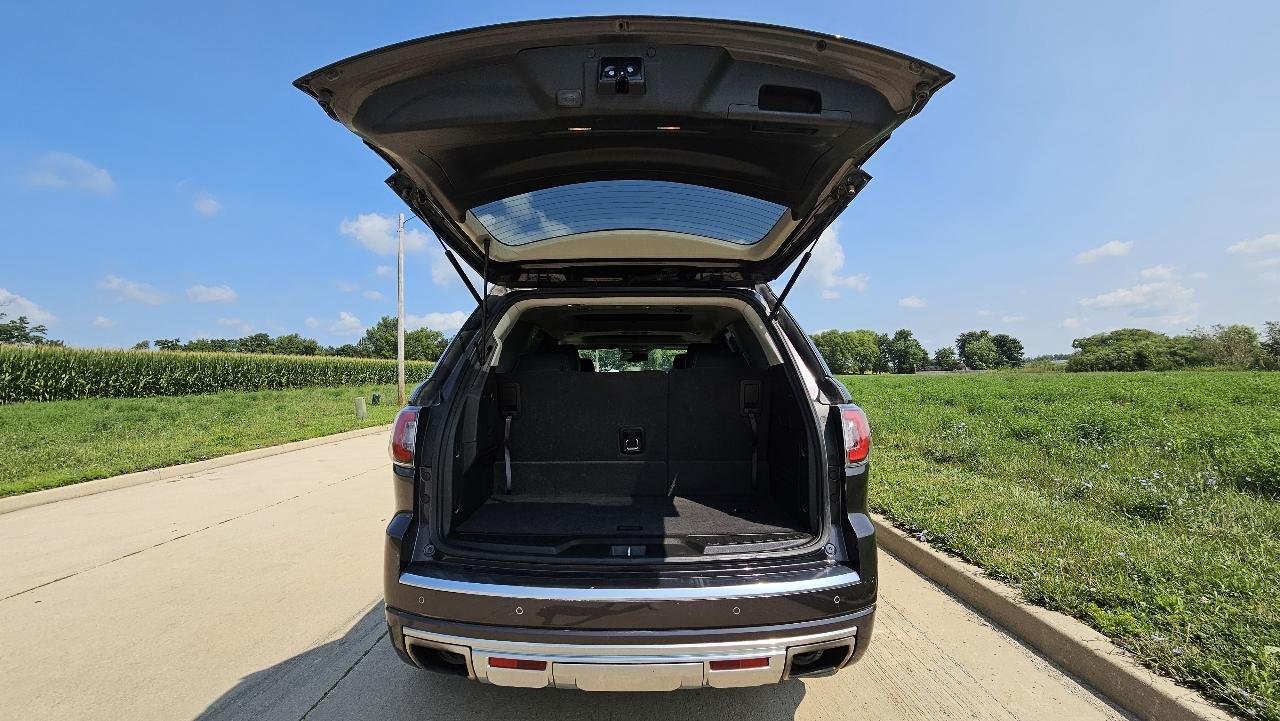 GMC Acadia FWD 4dr Denali 2015