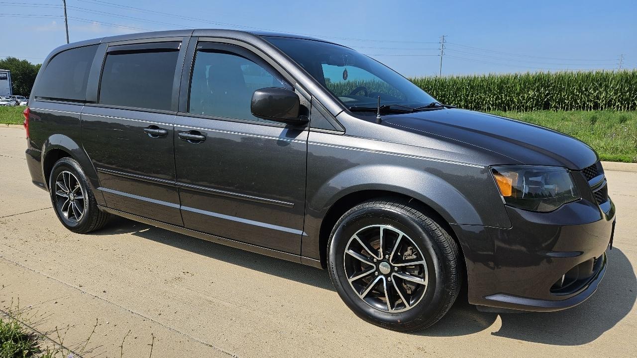 Dodge Grand Caravan GT Wagon Fleet 2017