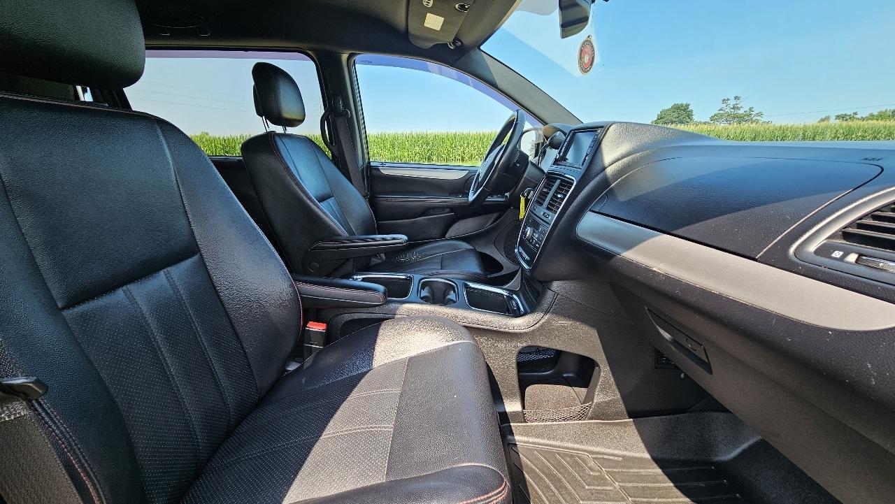 Dodge Grand Caravan GT Wagon Fleet 2017