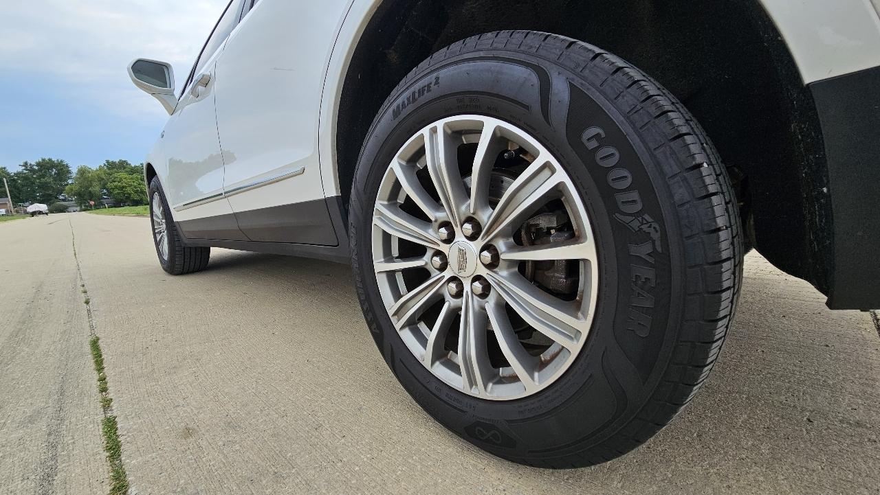 Cadillac XT5 FWD 4dr Luxury 2017