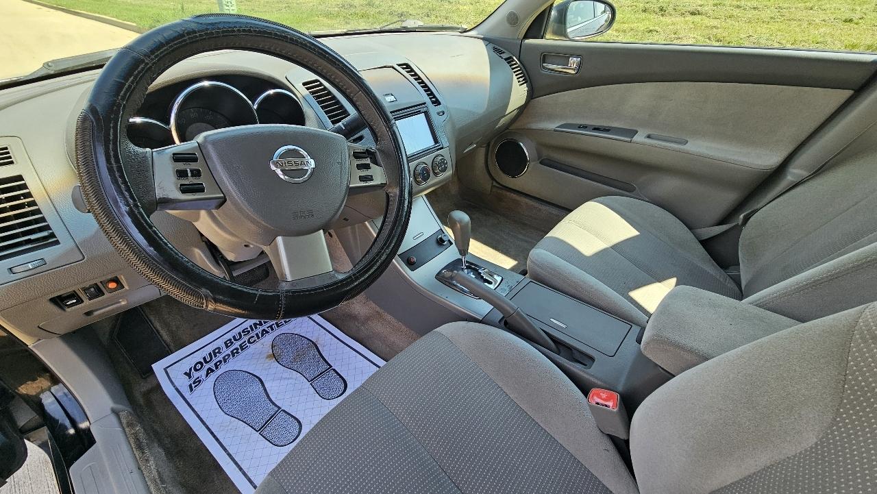 Nissan Altima 4dr Sdn I4 Auto 2.5 S 2005