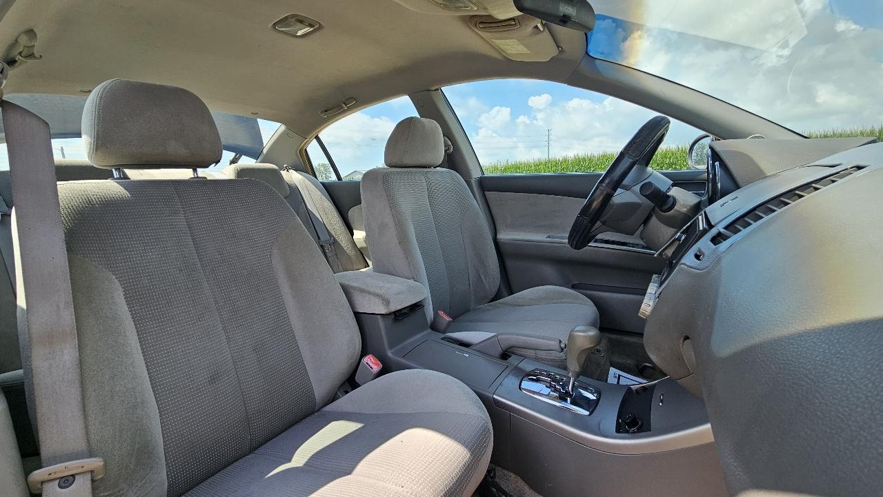 Nissan Altima 4dr Sdn I4 Auto 2.5 S 2005