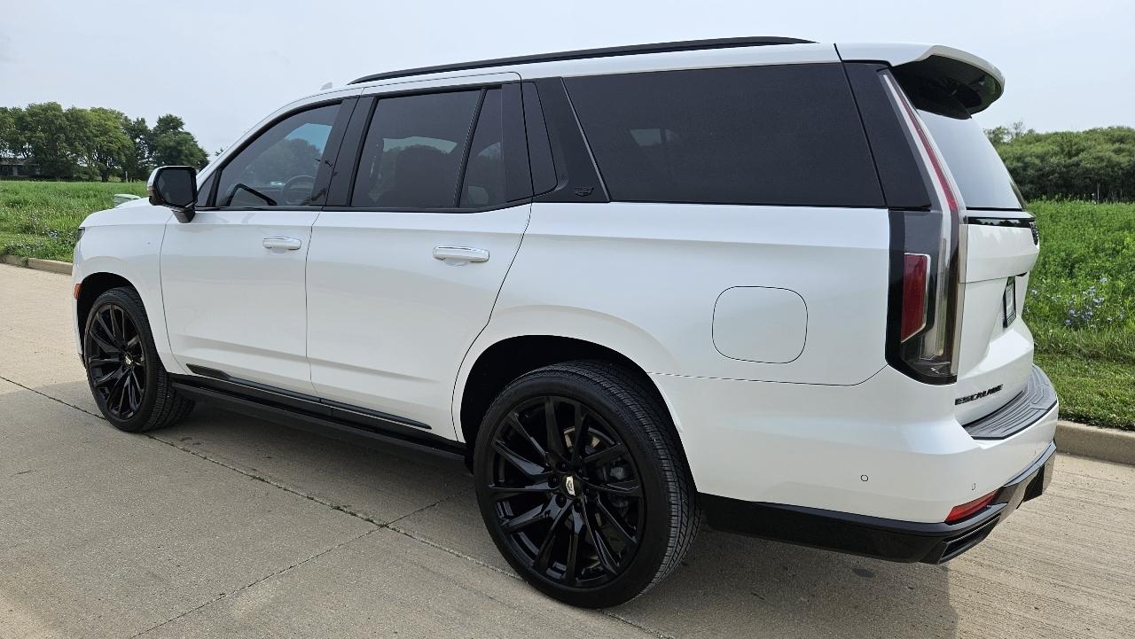 Cadillac Escalade 4WD 4dr Sport 2021