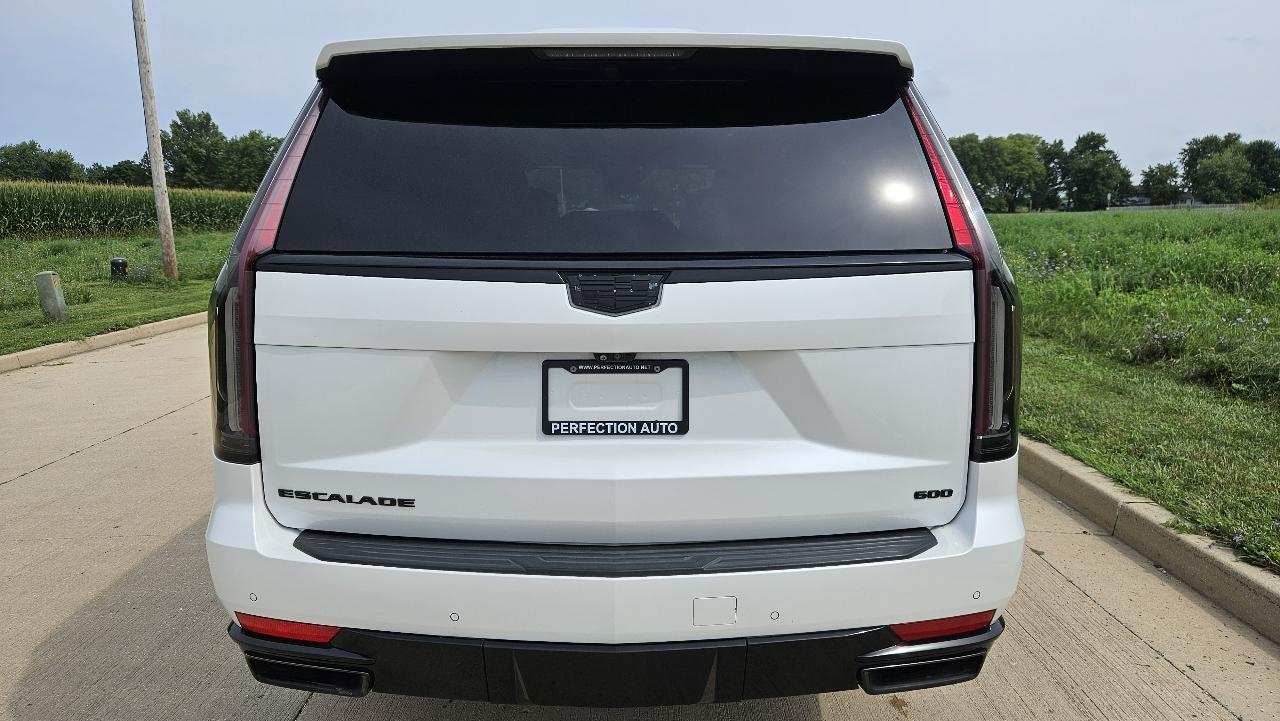 Cadillac Escalade 4WD 4dr Sport 2021