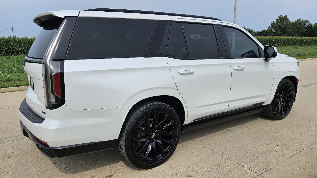 Cadillac Escalade 4WD 4dr Sport 2021