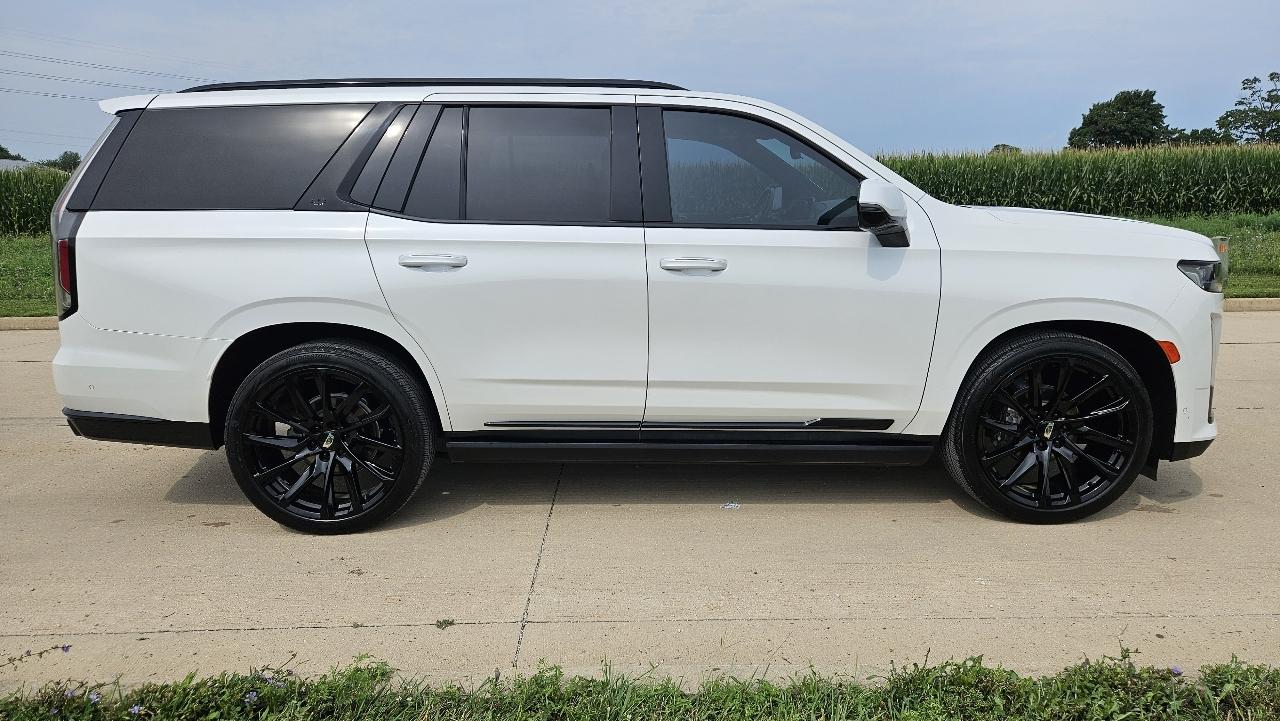 Cadillac Escalade 4WD 4dr Sport 2021