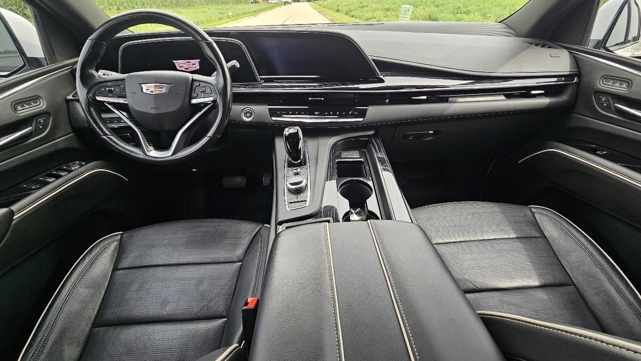 Cadillac Escalade 4WD 4dr Sport 2021