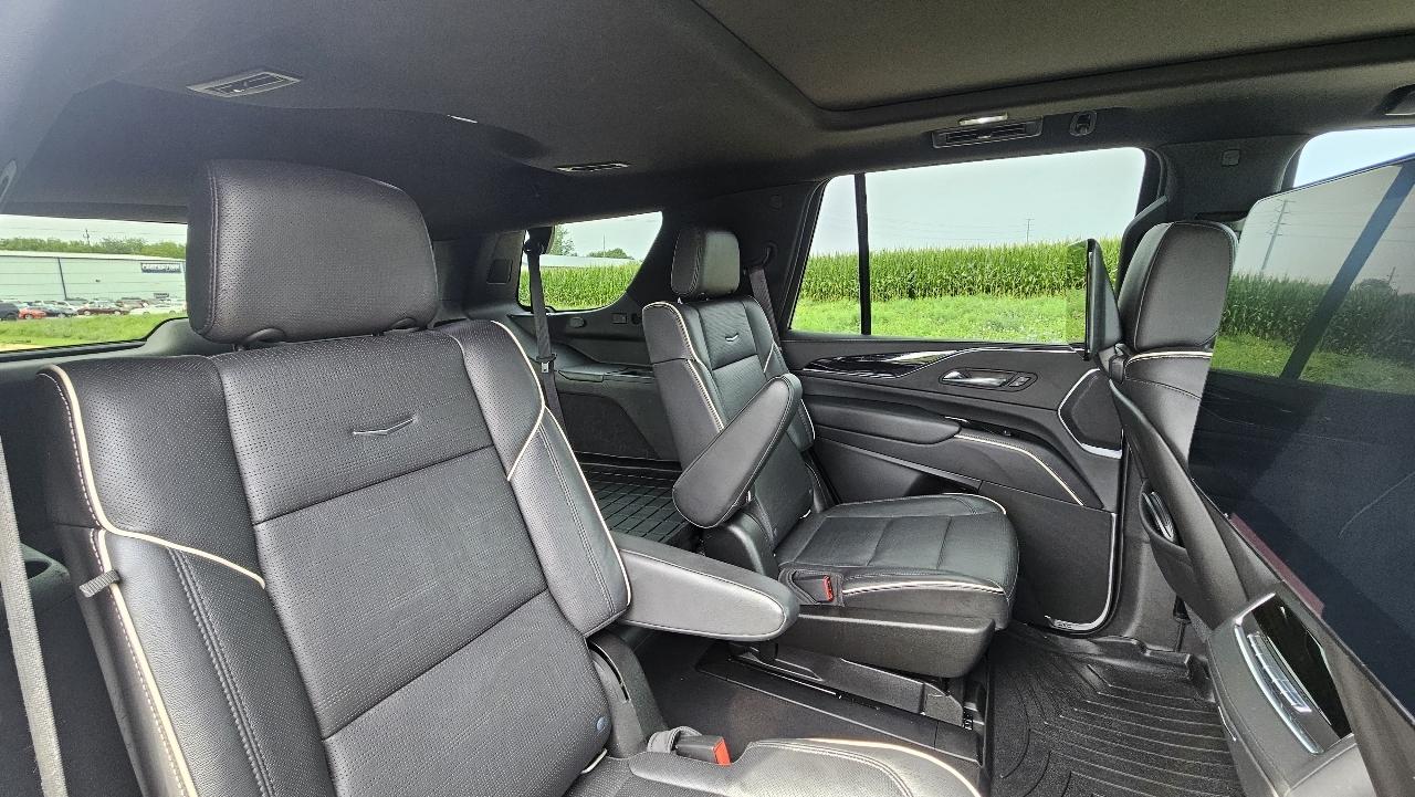Cadillac Escalade 4WD 4dr Sport 2021