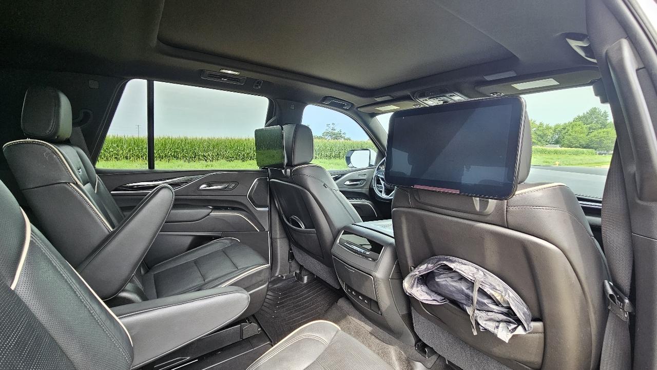 Cadillac Escalade 4WD 4dr Sport 2021
