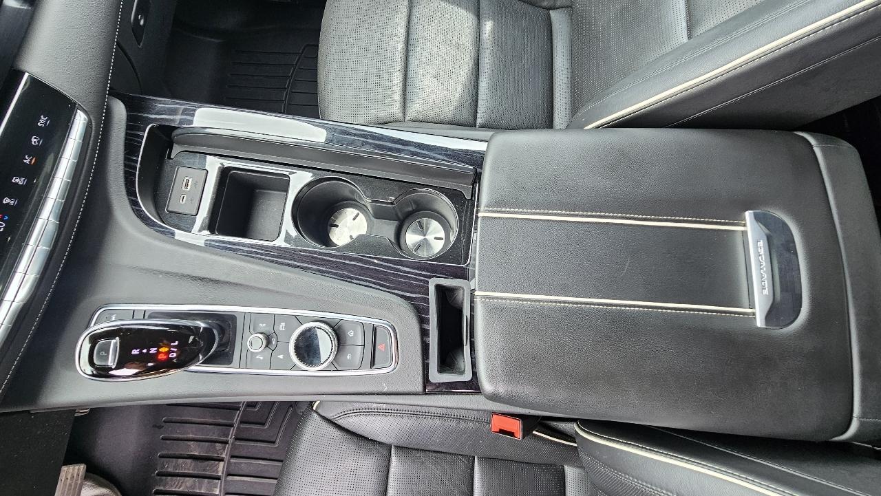 Cadillac Escalade 4WD 4dr Sport 2021